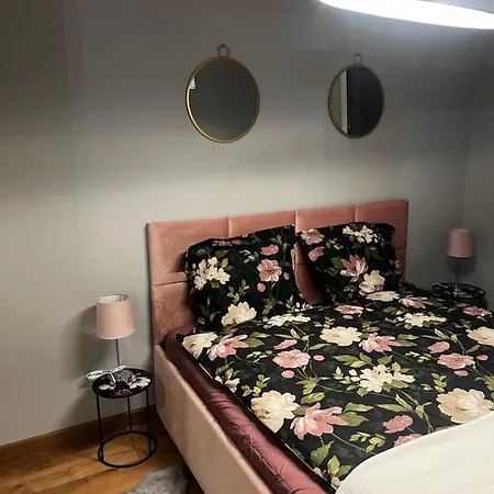 Sadowa Nr9 Mieszkanie 87 Garaz Gratis !