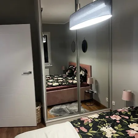 Sadowa Nr9 Mieszkanie 87 Garaz Gratis ! Διαμέρισμα