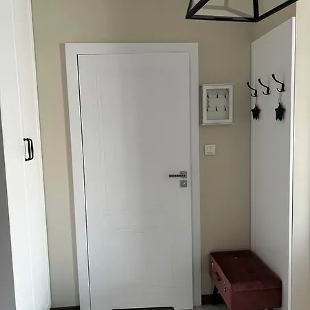 Sadowa Nr9 Mieszkanie 87 Garaz Gratis ! Έλμπλαγκ